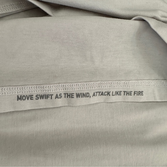 Rhone Element Standard Fit Crewneck Short Sleeve Slate White Pima Tee Size Small - Picture 7 of 9